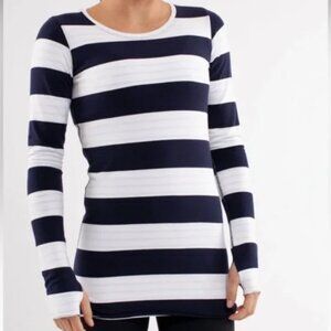 Lululemon Every Yogi Long Sleeve Size Small